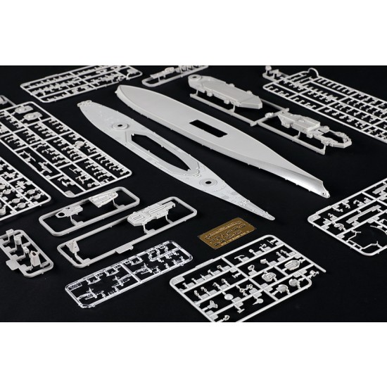 1/700 USS Missouri BB-63 Lowa-class Battleship 1/700 USS Missouri BB-63 Lowa-class Battleship