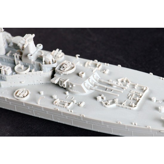 1/700 USS Iowa BB-61 Battleship 1/700 USS Iowa BB-61 Battleship
