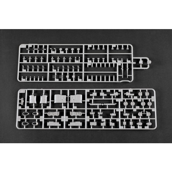 1/700 USS Iowa BB-61 Battleship 1/700 USS Iowa BB-61 Battleship