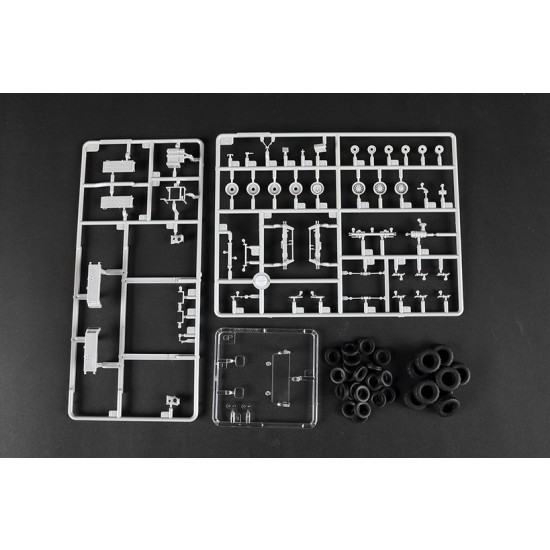 1/72 Slt-56 Tractor with 56t Semi Trailer 1/72 Slt-56 Tractor with 56t Semi Trailer