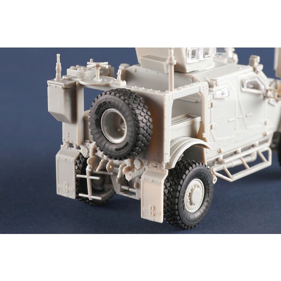 1/72 US M1240 M-ATV MRAP 1/72 US M1240 M-ATV MRAP