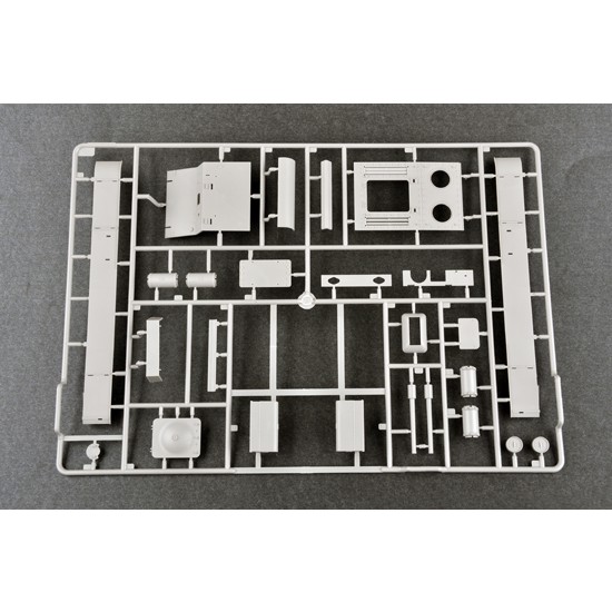 1/35 Soviet KV-7 (Object 227) 1/35 Soviet KV-7 (Object 227)