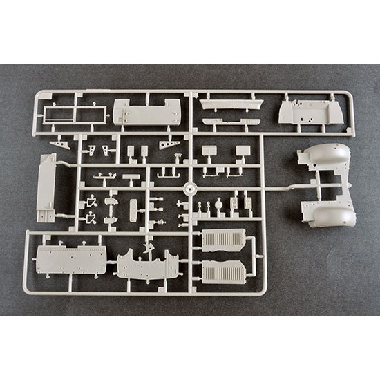 1/35 German 5cm FLAK 41 auf Selbstfahrlafette (SdKfz.7/2) 1/35 German 5cm FLAK 41 auf Selbstfahrlafette (SdKfz.7/2)