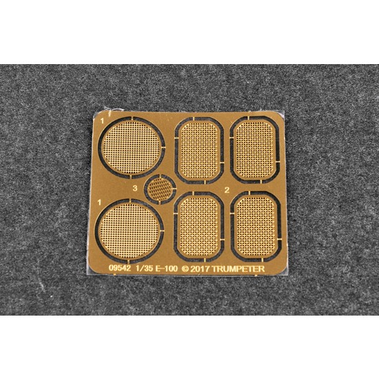 1/35 Sturmgeschutz E-100 1/35 Sturmgeschutz E-100