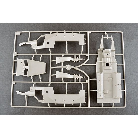 1/35 Soviet BTR-152K1 APC 1/35 Soviet BTR-152K1 APC