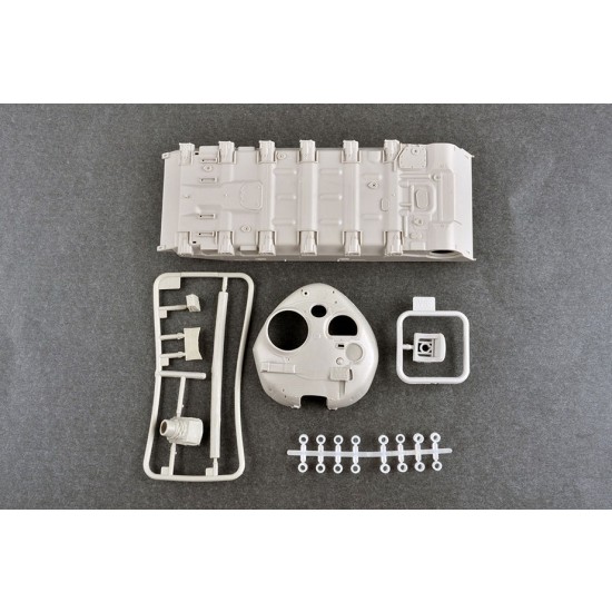 1/35 Soviet Obj.172 T-72 Ural 1/35 Soviet Obj.172 T-72 Ural