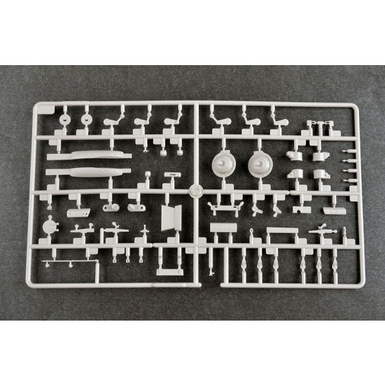 1/35 Soviet Obj.172 T-72 Ural 1/35 Soviet Obj.172 T-72 Ural