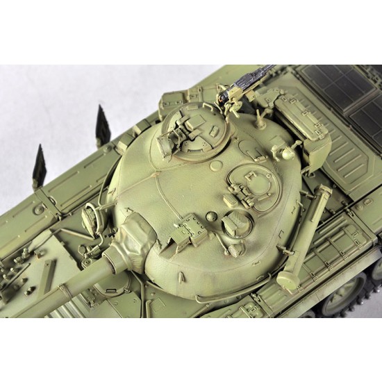 1/35 T-72M Main Battle Tank 1/35 T-72M Main Battle Tank