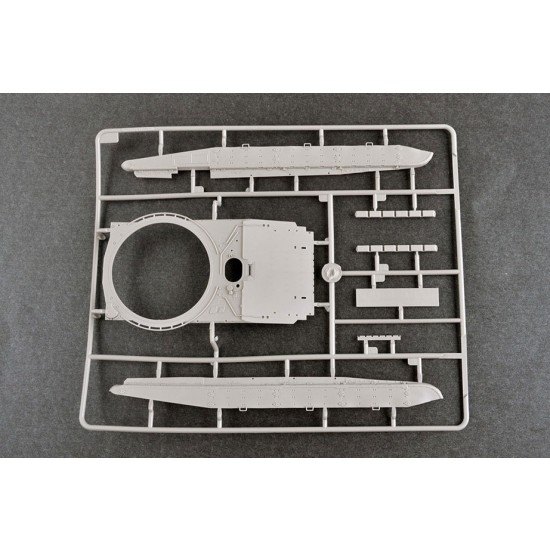 1/35 Russian T-72B1 with KTM-6 & Grating Armour 1/35 Russian T-72B1 with KTM-6 & Grating Armour