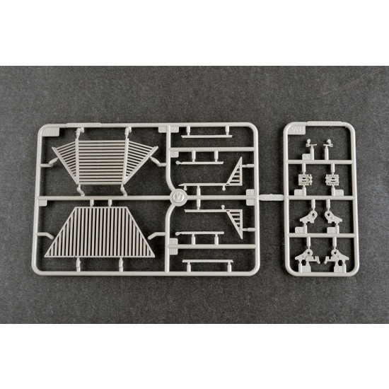 1/35 Russian T-72B1 with KTM-6 & Grating Armour 1/35 Russian T-72B1 with KTM-6 & Grating Armour