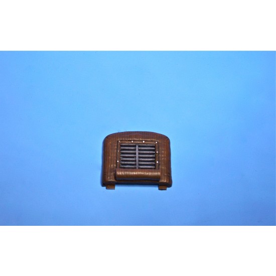 1/35 Bussing Nag 4500 S Winter Radiator Cover Opened 1/35 Bussing Nag 4500 S Winter Radiator Cover Opened