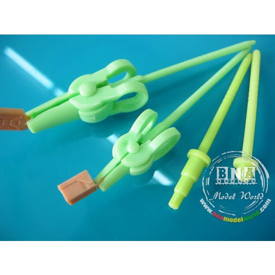 Painting Clips & Parts Holder set (20pcs, Plastic) Painting Clips & Parts Holder set (20pcs, Plastic)