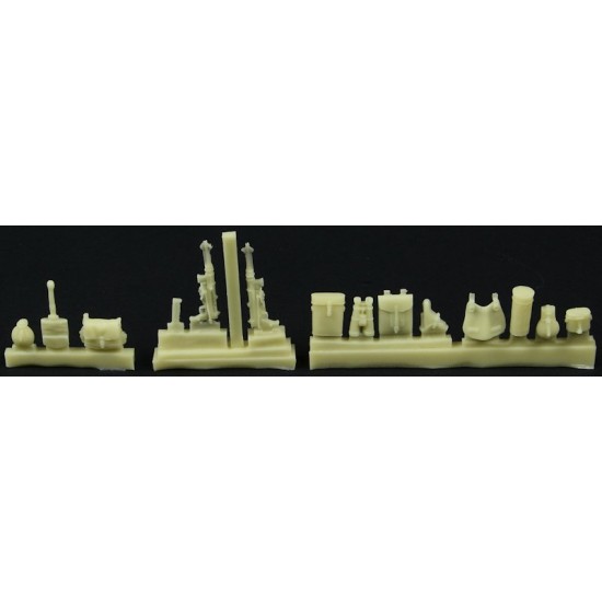 1/35 German T-34/85 Turret Bunker Vignette set w/2 Figures and Accessories 1/35 German T-34/85 Turret Bunker Vignette set w/2 Figures and Accessories