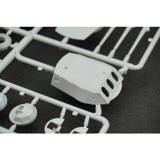 1/350 IJN Musashi Battleship [Deluxe Edition]