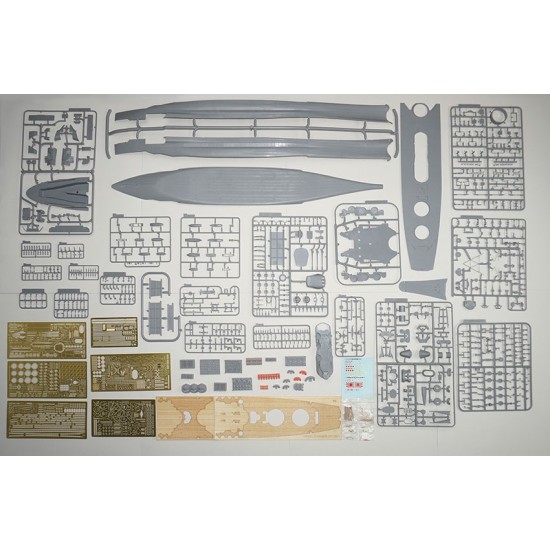 1/350 IJN Musashi Battleship [Deluxe Edition]