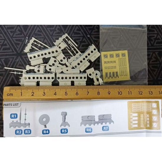 1/350 MK-29 Sea Sparrow Missile Launcher (4pcs, 2 kinds of missiles) 1/350 MK-29 Sea Sparrow Missile Launcher (4pcs, 2 kinds of missiles)