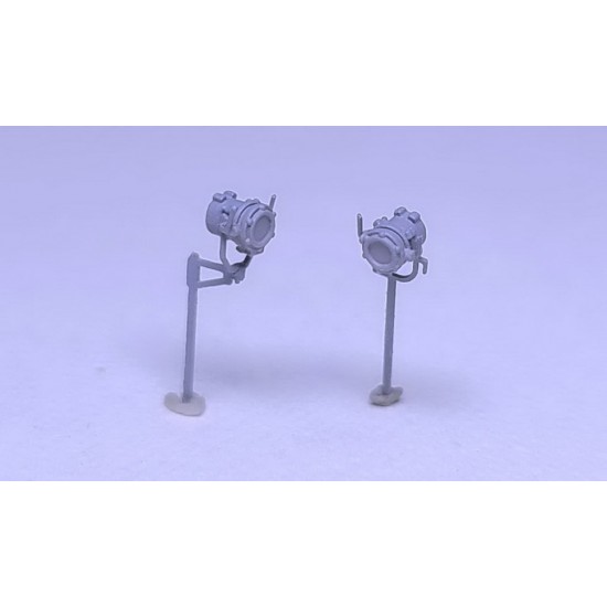 1/200 WWII US Navy Searchlight Set (Early Type) 1/200 WWII US Navy Searchlight Set (Early Type)