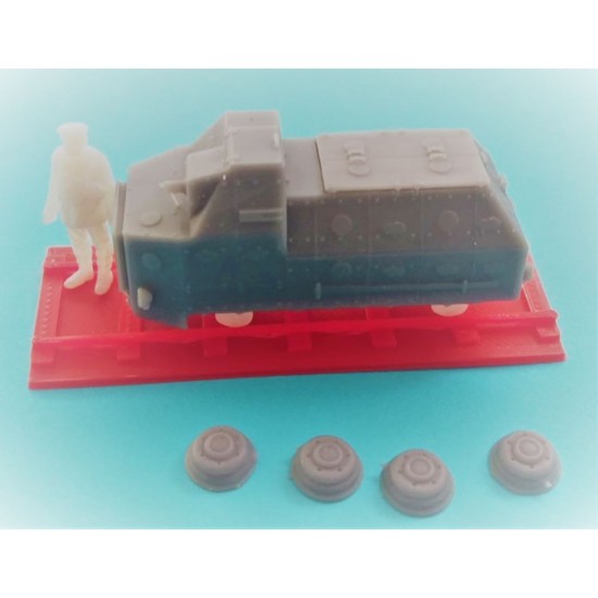 1/35 Railway Armored Truck Resin kit w/Train Track 1/35 Railway Armored Truck Resin kit w/Train Track