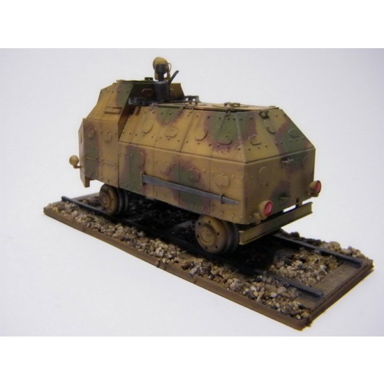 1/35 Railway Armored Truck Resin kit w/Train Track 1/35 Railway Armored Truck Resin kit w/Train Track
