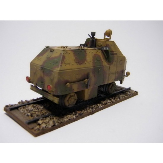 1/35 Railway Armored Truck Resin kit w/Train Track 1/35 Railway Armored Truck Resin kit w/Train Track