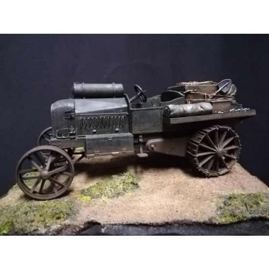 1/35 Tractor Pavesi-Tolotti B Type Standard 1/35 Tractor Pavesi-Tolotti B Type Standard
