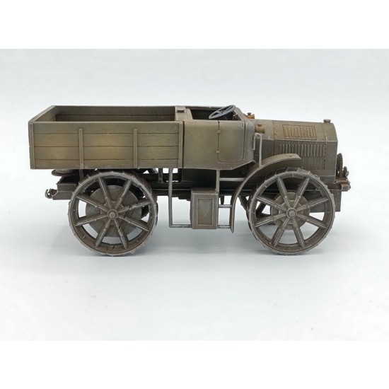 1/35 Austrian Heavy Tractor 80hp Daimler M17 Zugwagen Resin kit 1/35 Austrian Heavy Tractor 80hp Daimler M17 Zugwagen Resin kit