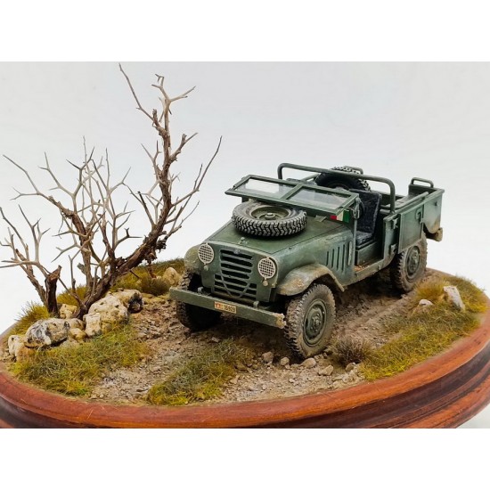 1/35 Italian Alfa-Romeo AR51 MATTA Jeep 1/35 Italian Alfa-Romeo AR51 MATTA Jeep