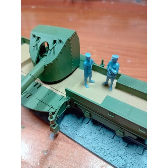 1/35 Poz Car with 152/40 Cannon and 2 Figures 1/35 Poz Car with 152/40 Cannon and 2 Figures