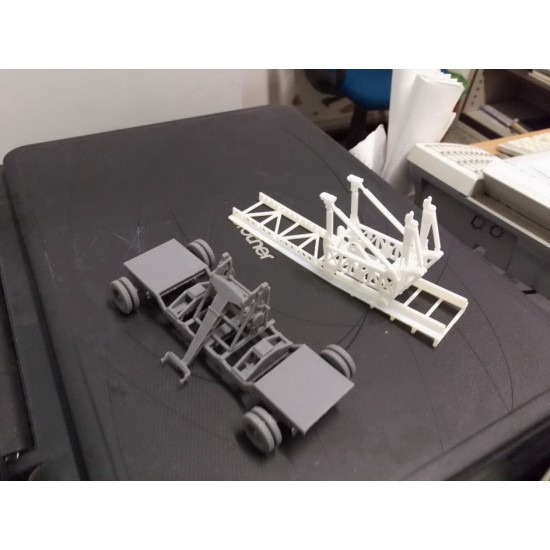 1/72 Carrello Re2000 Navale Complete Resin kit 1/72 Carrello Re2000 Navale Complete Resin kit