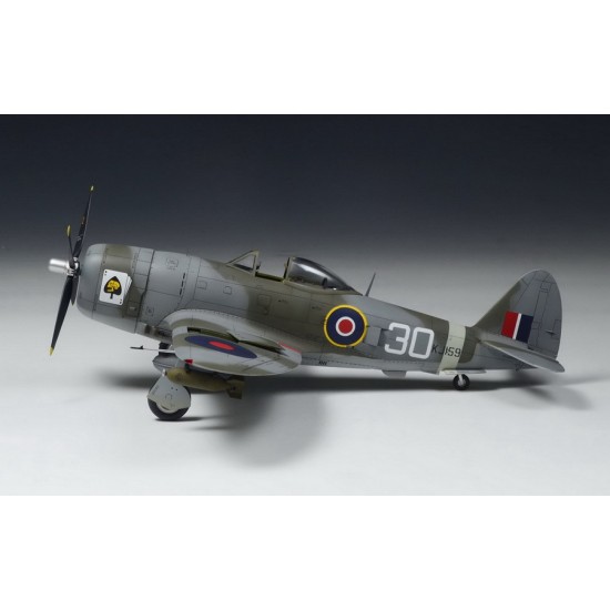 1/48 RAF Thunderbolt Mk.II Fighter [Premium Edition]