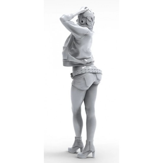 1/35 Girls in Action Series - Nila (resin figure) 1/35 Girls in Action Series - Nila (resin figure)