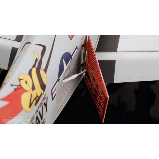1/32 US Navy Douglas A-1H Skyraider 1/32 US Navy Douglas A-1H Skyraider