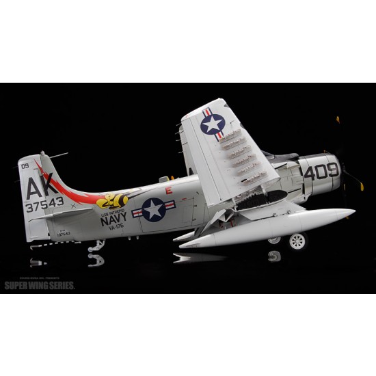 1/32 US Navy Douglas A-1H Skyraider 1/32 US Navy Douglas A-1H Skyraider