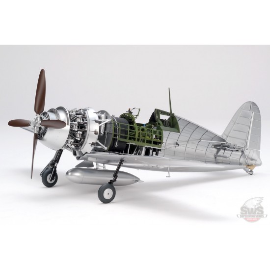 1/32 Imperial Japanese Navy Fighter Aircraft Mitsubishi J2M3 Raiden 1/32 Imperial Japanese Navy Fighter Aircraft Mitsubishi J2M3 Raiden