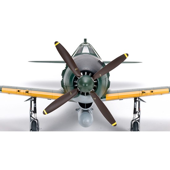 1/32 Imperial Japanese Navy Fighter Aircraft Mitsubishi J2M3 Raiden 1/32 Imperial Japanese Navy Fighter Aircraft Mitsubishi J2M3 Raiden