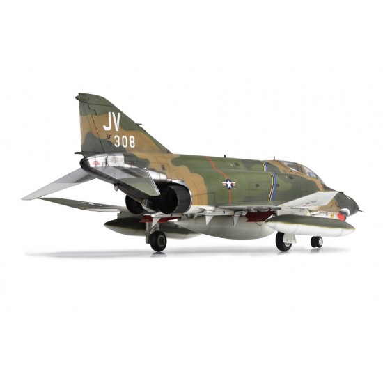 1/48 McDonnell Douglas F-4E Early Phantom II 1/48 McDonnell Douglas F-4E Early Phantom II