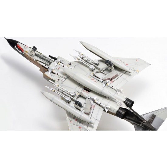 1/48 McDonnell Douglas F-4E Early Phantom II 1/48 McDonnell Douglas F-4E Early Phantom II