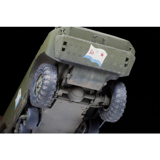 1/35 Soviet BRDM-2 Armored Reconnaissance Vehicle 1/35 Soviet BRDM-2 Armored Reconnaissance Vehicle
