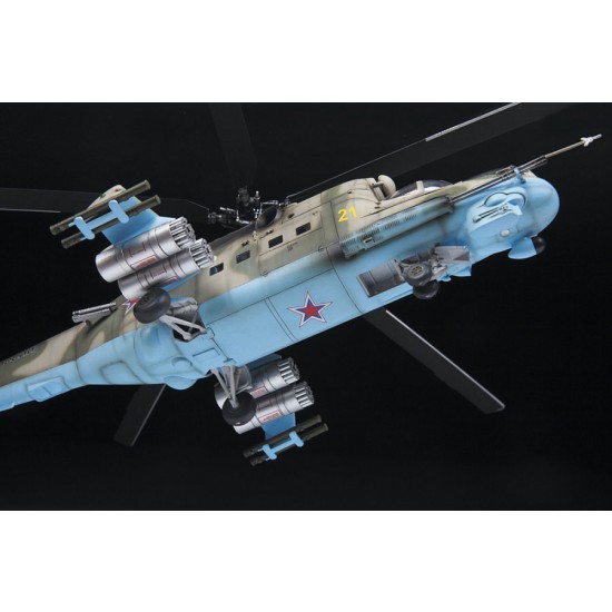1/48 Soviet MIL Mi-24P Hind F Attack Helicopter 1/48 Soviet MIL Mi-24P Hind F Attack Helicopter
