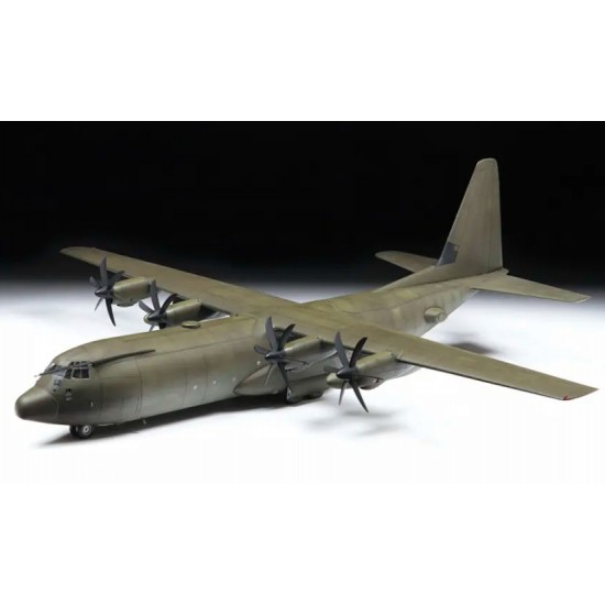 1/72 Lockheed Martin C-130J-30 Super Hercules Heavy Transport Plane 1/72 Lockheed Martin C-130J-30 Super Hercules Heavy Transport Plane