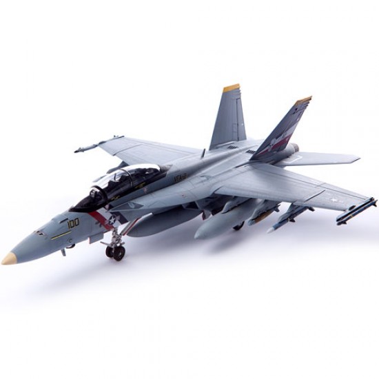 1/72 USN Boeing F/A-18F Super Hornet VFA-2 Bounty Hunters