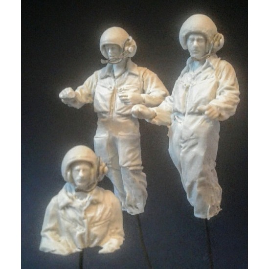 1/35 Israeli Centurion Crew in Turret 1973 (2 figures & 1 bust)