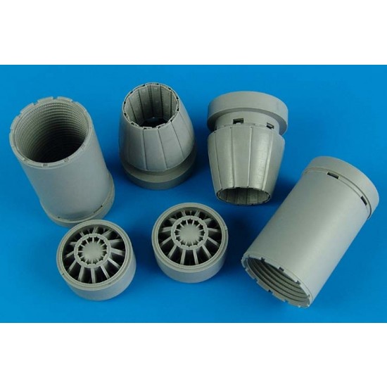 1/32 Boeing F/A-18E / F/A-18F Super Hornet Exhaust Nozzle - opened for Trumpeter kits 