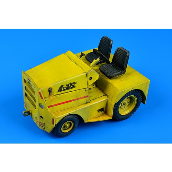 1/32 United Tractors GC-340/SM340 Tow (dual mounting, full resin kit)