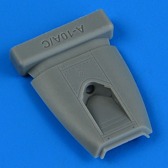 1/72 A-10A/C Thunderbolt II Opened Fuel Access Panel Early Version for Great Wall Hobby kits