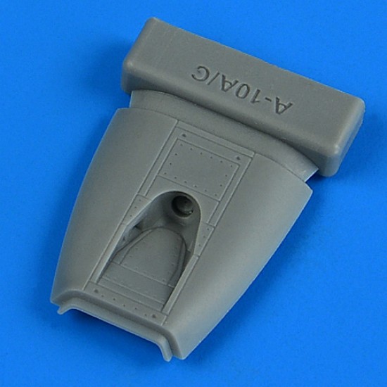 1/72 A-10A/C Thunderbolt II Opened Fuel Access Panel Late Version for Great Wall Hobby kits