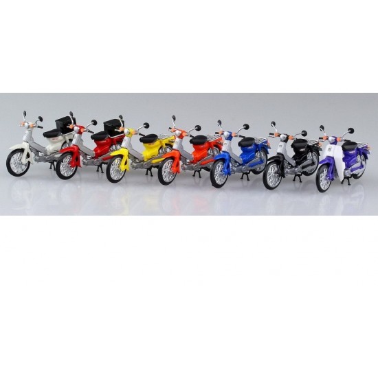 1/32 Honda Super Cub Collection (8 Diecast Motorcycles)