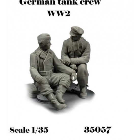 1/35 WWII German Tank Crews (2 figures)