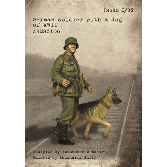 1/35 WWII German Soldier with a Dog