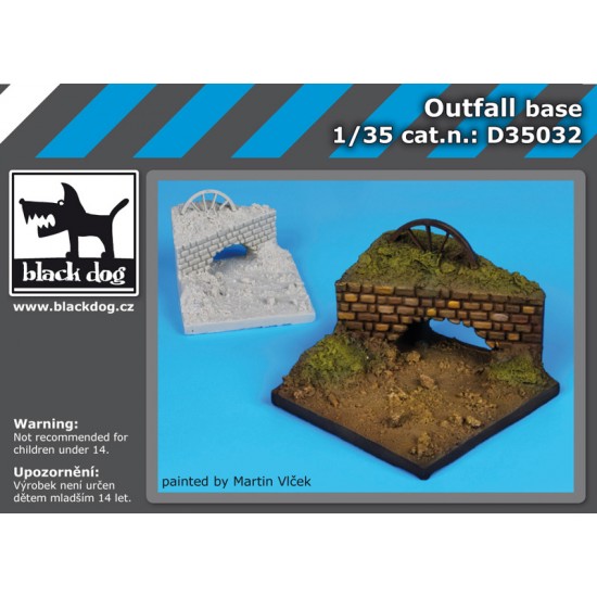 1/35 Outfall Section Diorama Base (Dimensions: 70 x 70mm) Black Dog D35032